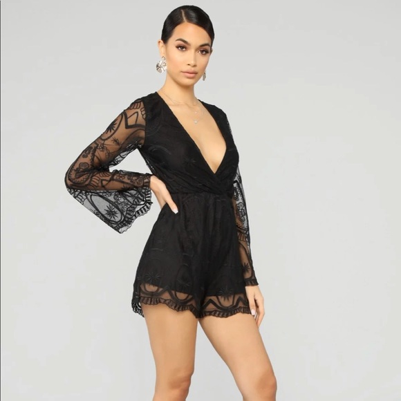 Fashion Nova romper - Picture 4 of 5